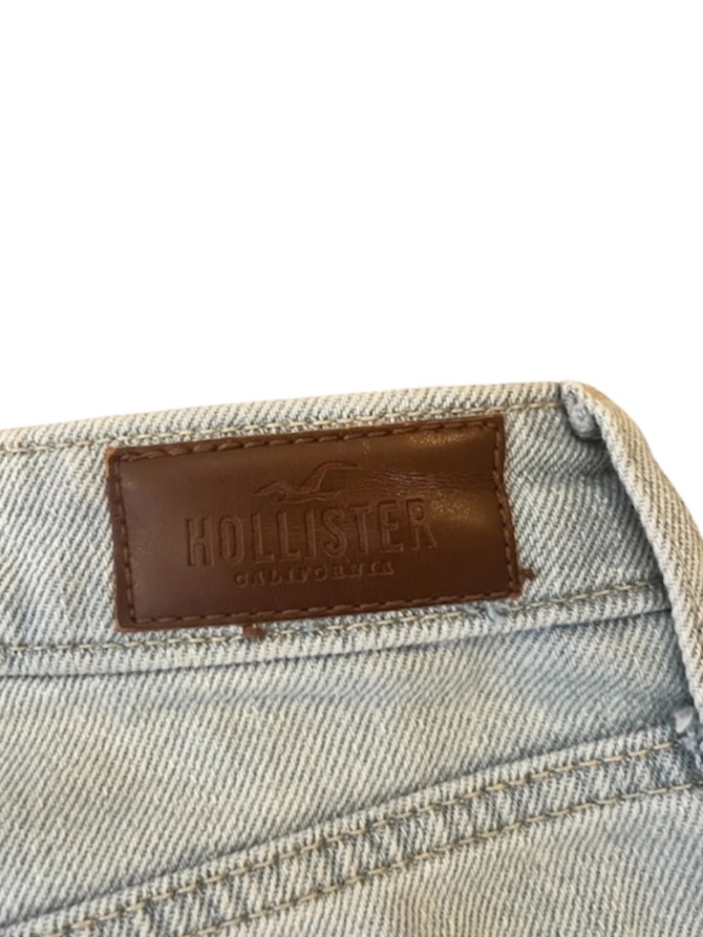 Hollister Ultra High-Rise Mom Jean | Size 3R - Picture 5 of 5